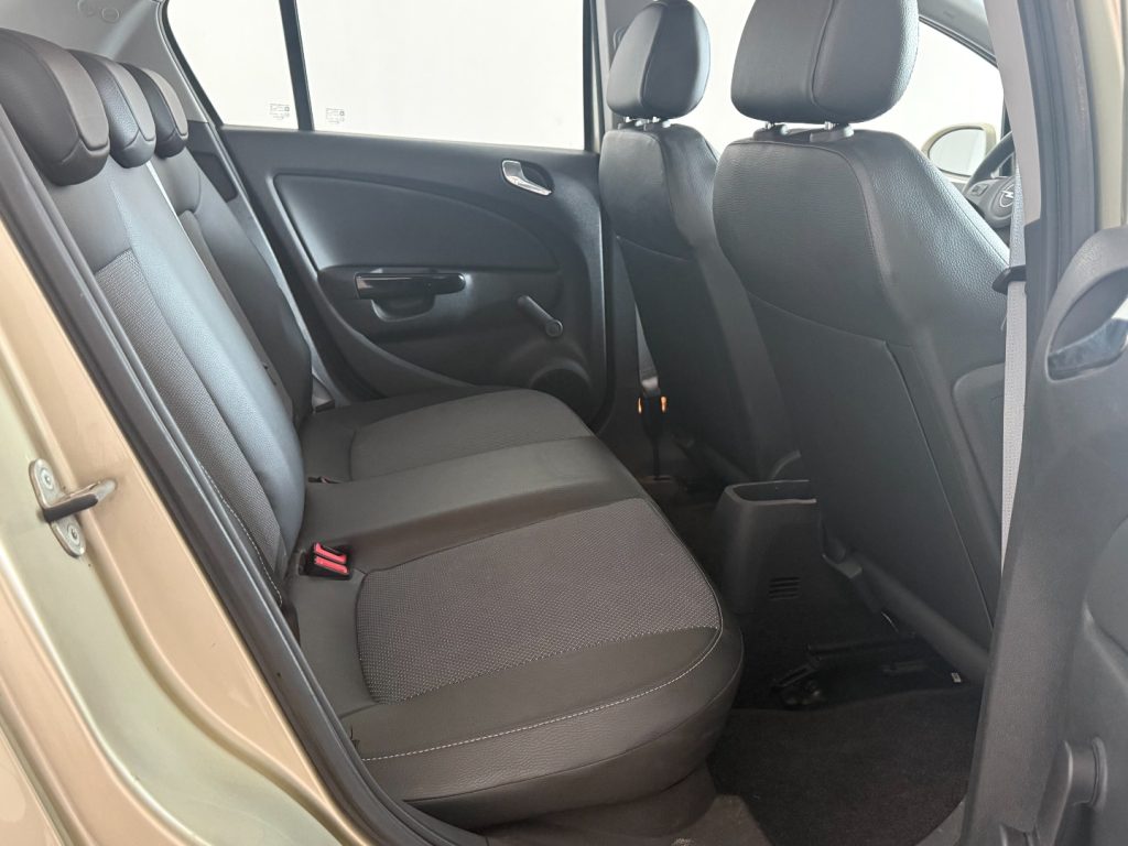 OPEL Corsa 1.2 5 porte Easytronic Cosmo - 17