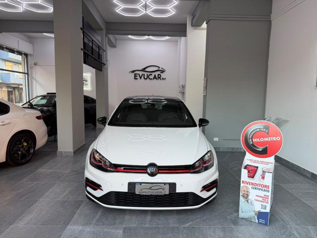 VOLKSWAGEN Golf Bianco metallizzato