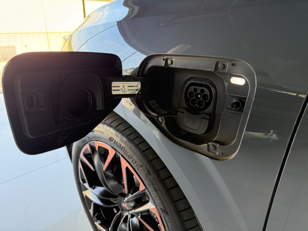 CUPRA Terramar 1.5 e-Hybrid DSG Sennheiser 360° Pano 20 Navi - 24