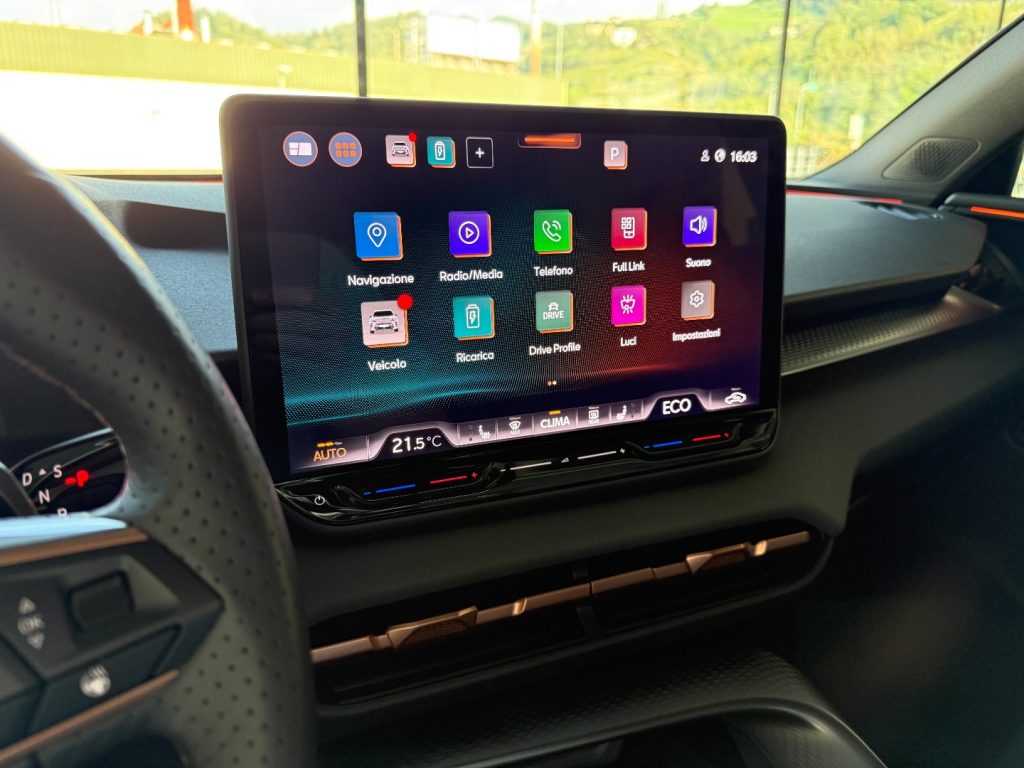 CUPRA Terramar 1.5 e-Hybrid DSG Sennheiser 360° Pano 20 Navi - 14