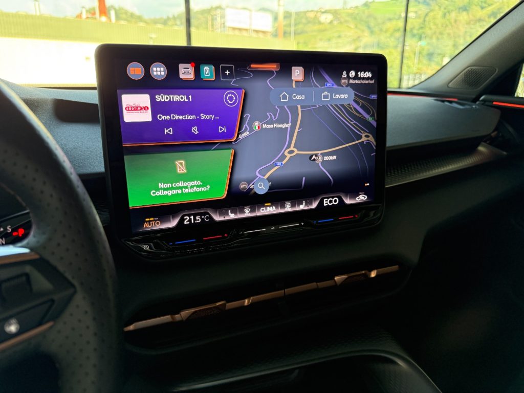 CUPRA Terramar 1.5 e-Hybrid DSG Sennheiser 360° Pano 20 Navi - 17