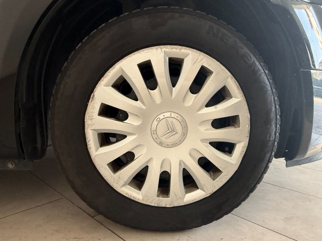 CITROEN C2 1.1 VTR - 8