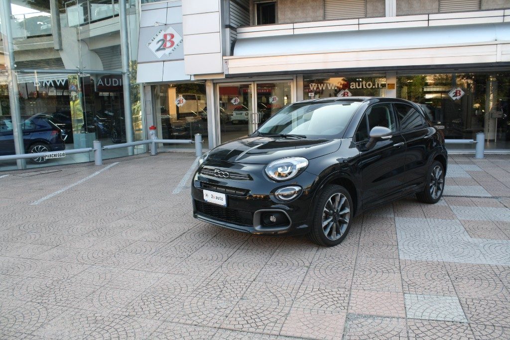 2B Auto ||| FIAT 500X 1.5 T4 Hybrid 130 CV DCT Sport in vendita a Nova Milanese