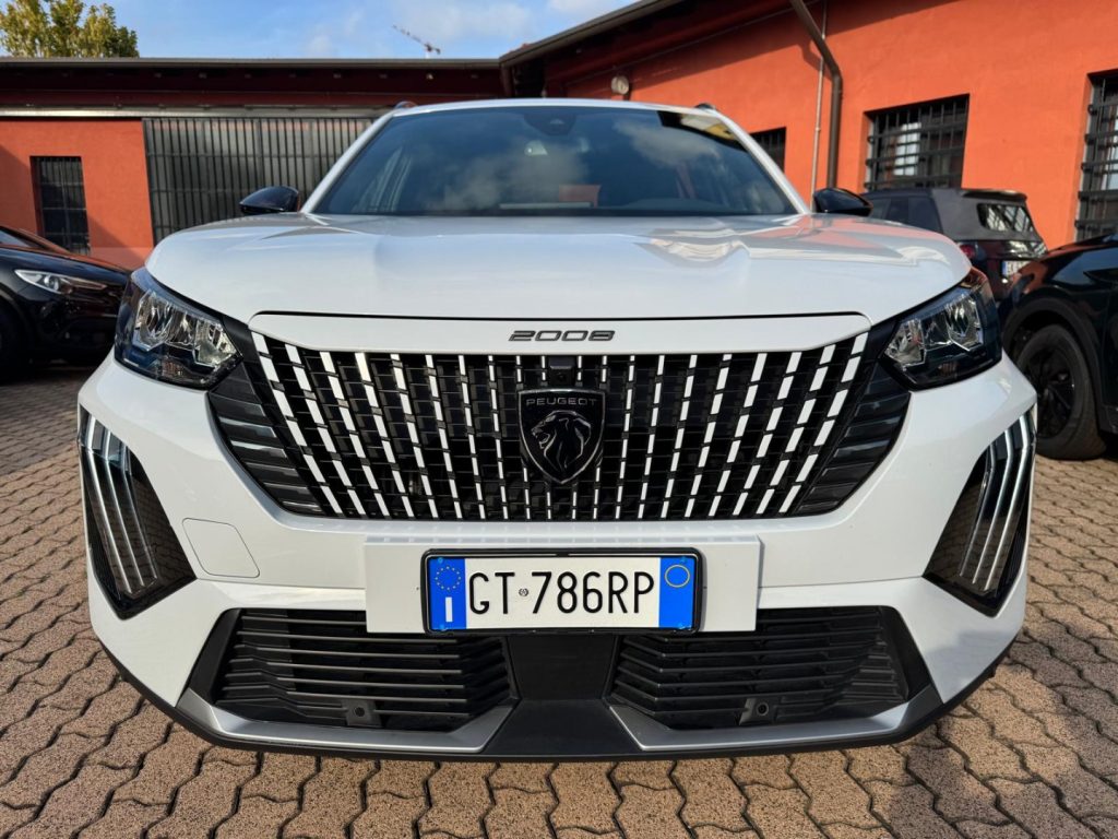 PEUGEOT 2008 PureTech 130 S&S EAT8 Allure - 5