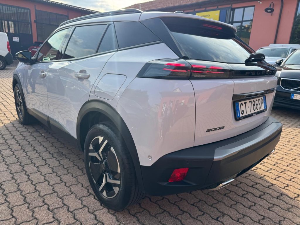 PEUGEOT 2008 PureTech 130 S&S EAT8 Allure - 6