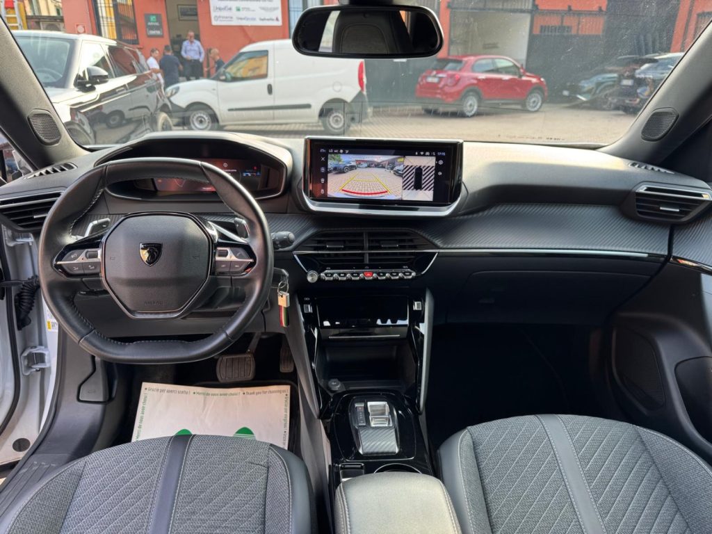 PEUGEOT 2008 PureTech 130 S&S EAT8 Allure - 8