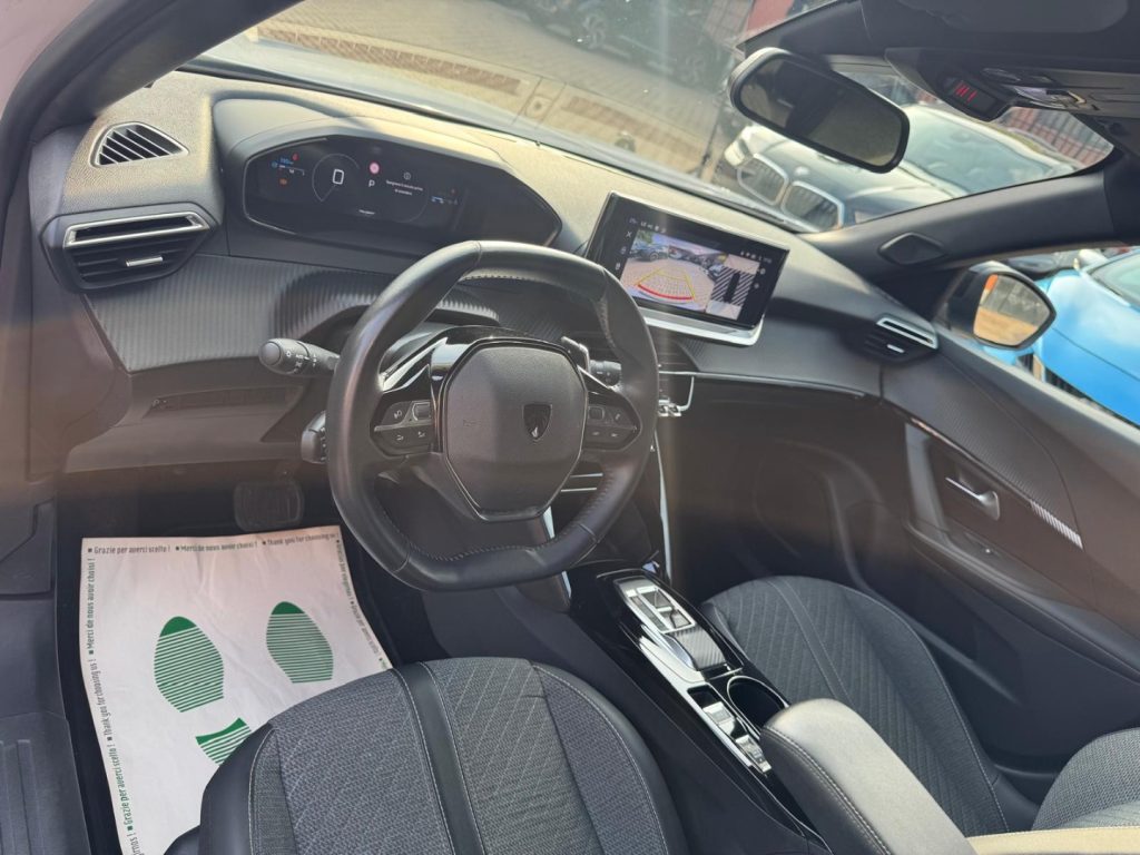 PEUGEOT 2008 PureTech 130 S&S EAT8 Allure - 19