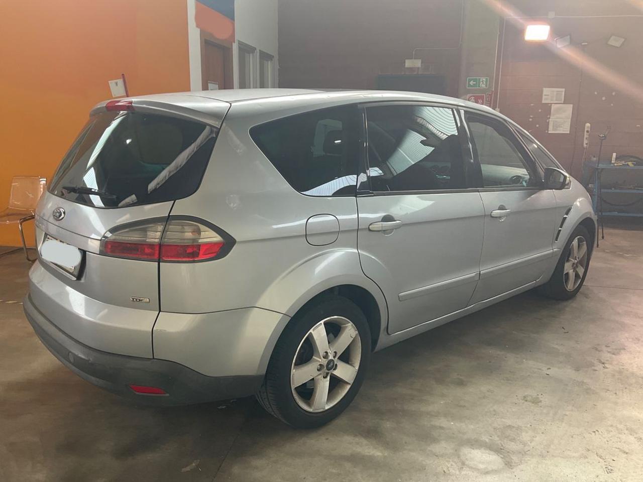 FORD S-Max 2.0 TDCi 140CV Titanium - 2