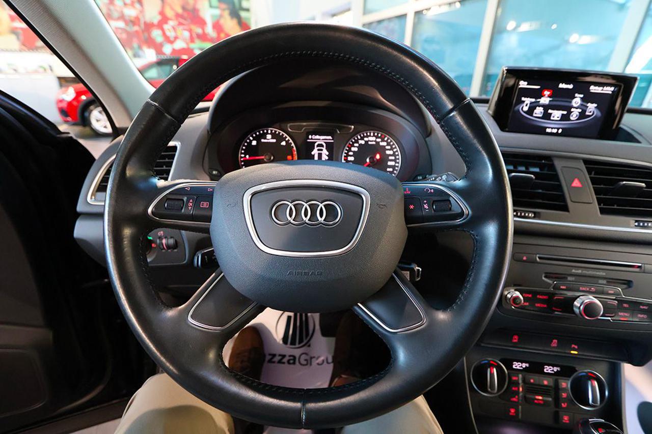 AUDI Q3 2.0 TDI 150cv S-Tronic Business - 20