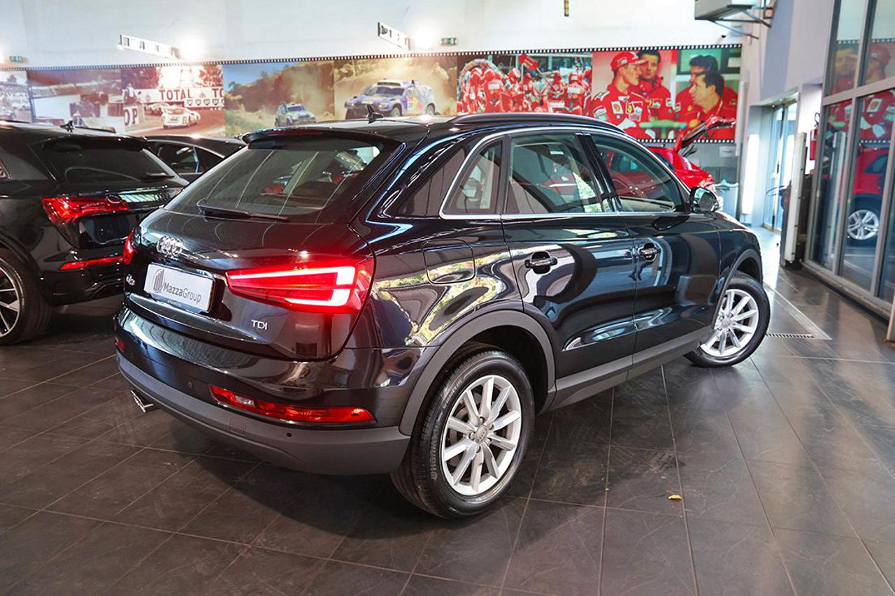 AUDI Q3 2.0 TDI 150cv S-Tronic Business - 9