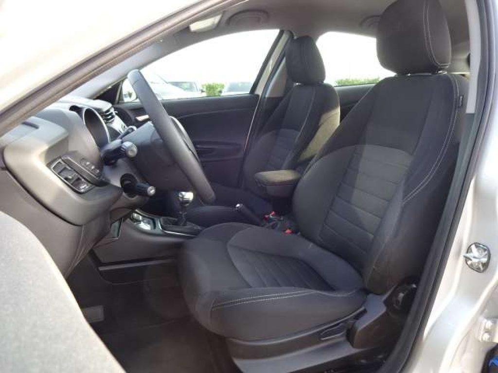 ALFA ROMEO Giulietta III  1.4 t. Super 120cv - 9