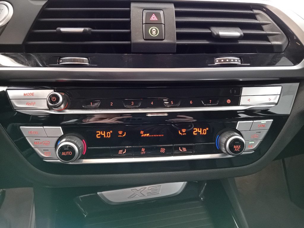 Clicca per ingrandire X3 - xDrive20d 48V Business Advantage PREZZO REALE!!!