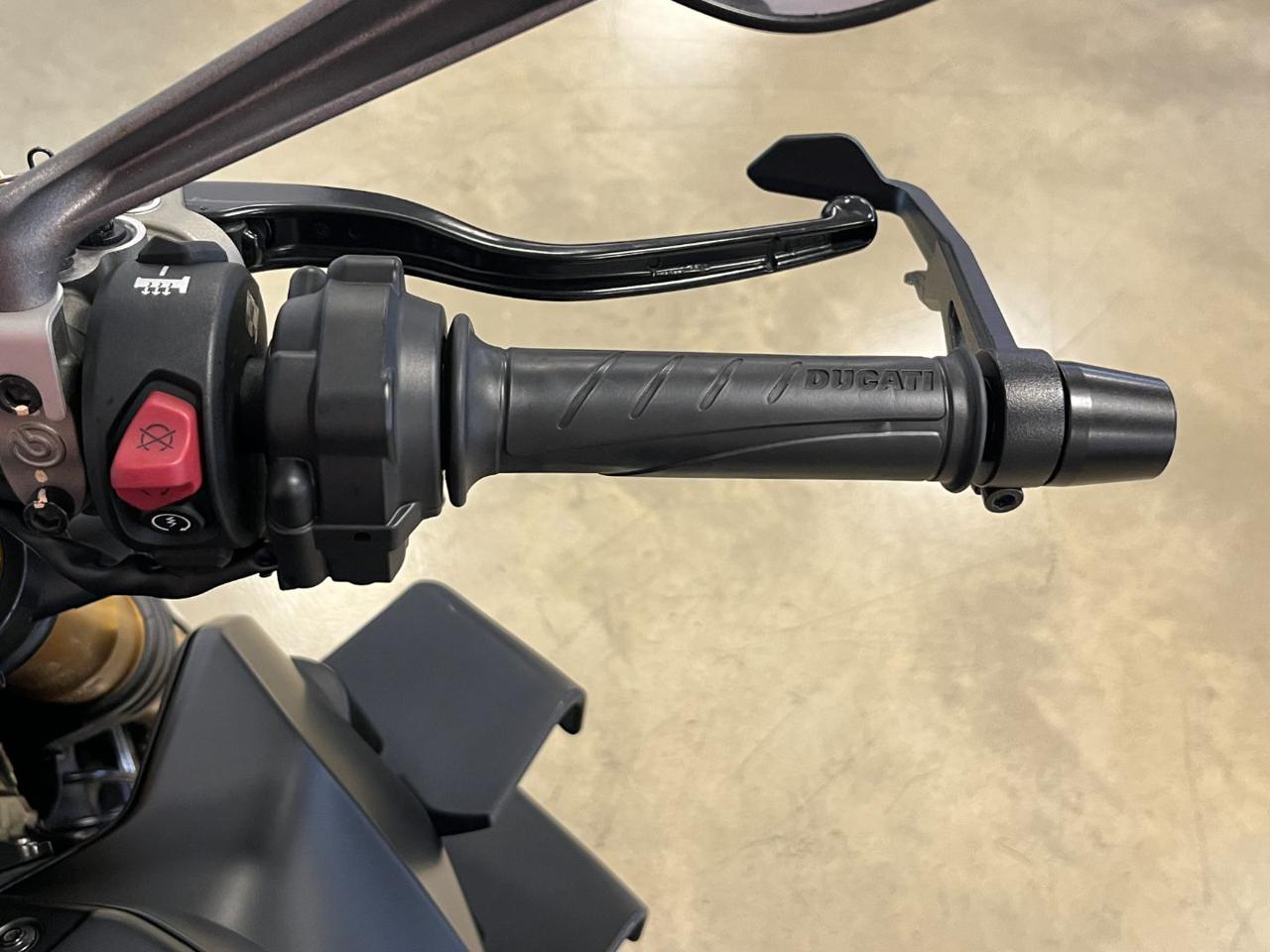 DUCATI Streetfighter V4 S GREY - 11