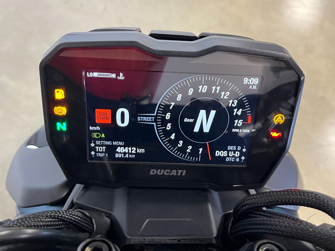 DUCATI Streetfighter V4 S GREY - 13