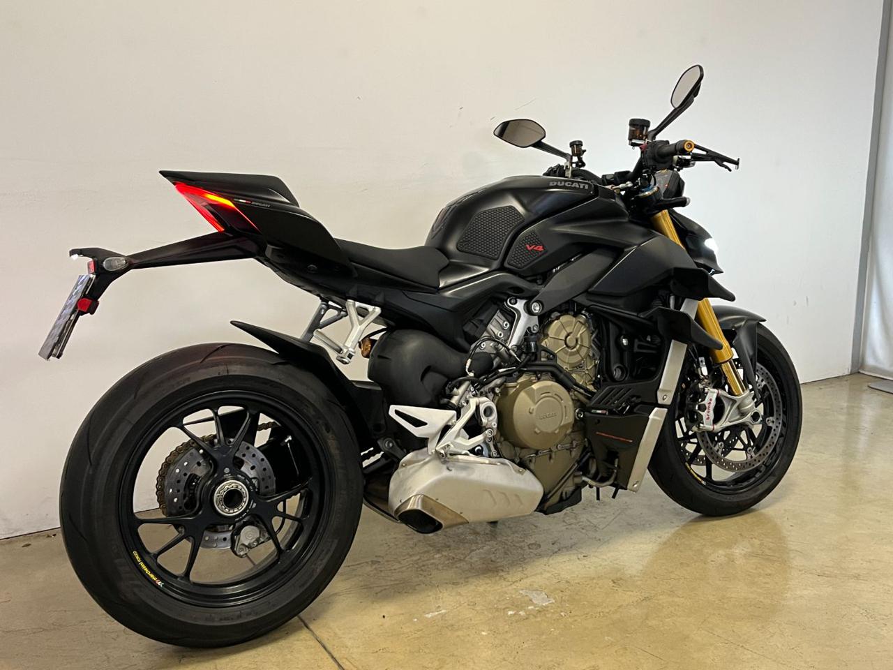 DUCATI Streetfighter V4 S GREY - 7