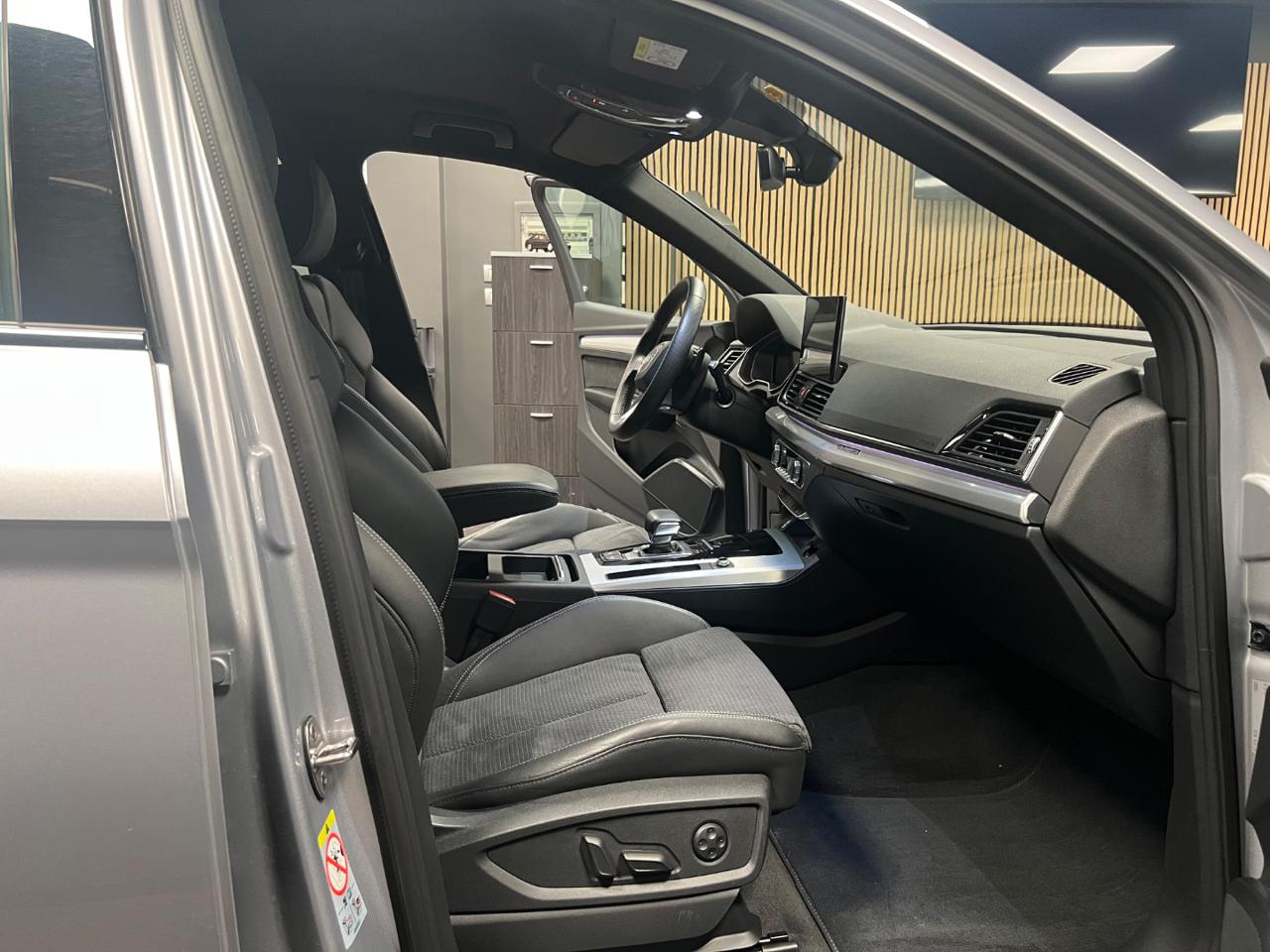AUDI Q5 SPB 40 TDI quattro S tronic S line plus - 11