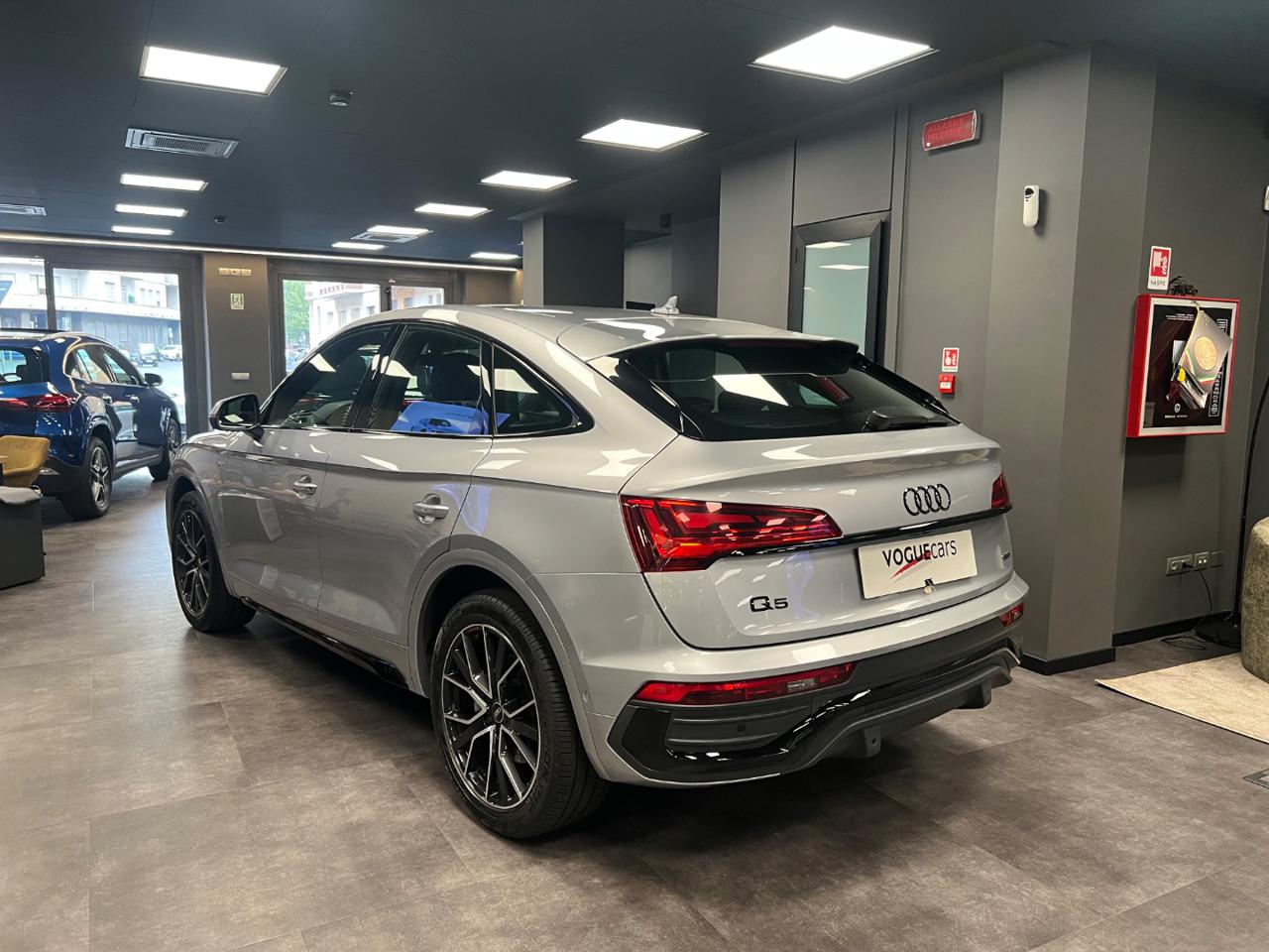 AUDI Q5 SPB 40 TDI quattro S tronic S line plus - 3