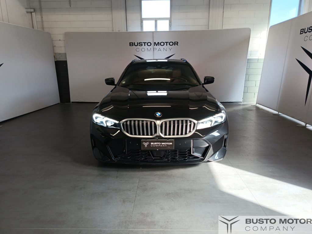 BMW 320 Serie 3 d Touring mhev 48V xdrive MSport auto - 2