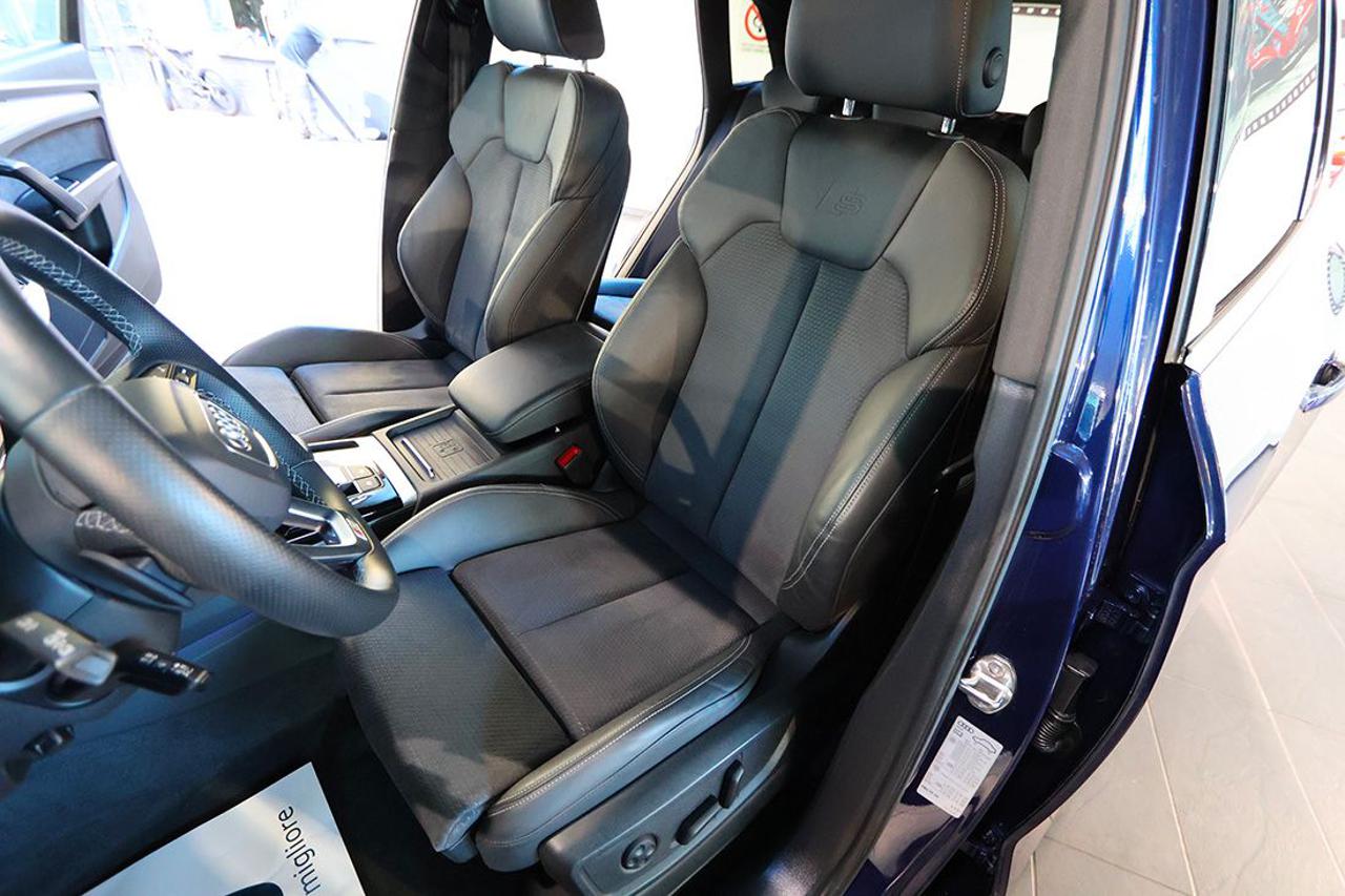 AUDI Q5 40 TDI Quattro S-Tronic S-Line Plus - 18