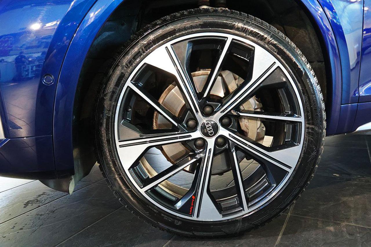 AUDI Q5 40 TDI Quattro S-Tronic S-Line Plus - 6