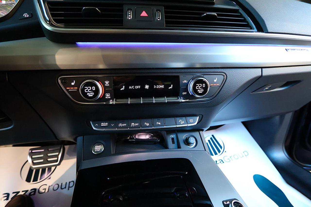 AUDI Q5 40 TDI Quattro S-Tronic S-Line Plus - 38