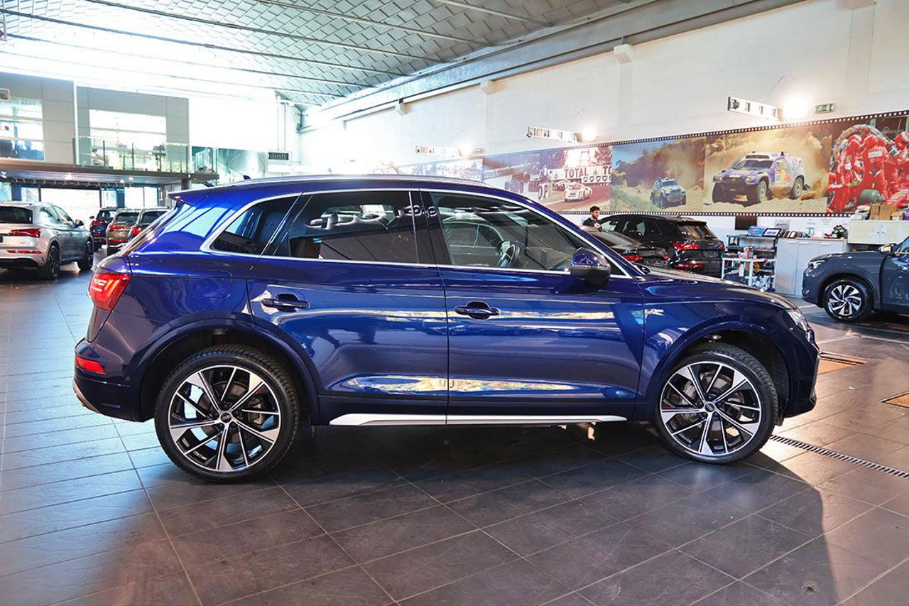 AUDI Q5 40 TDI Quattro S-Tronic S-Line Plus - 10