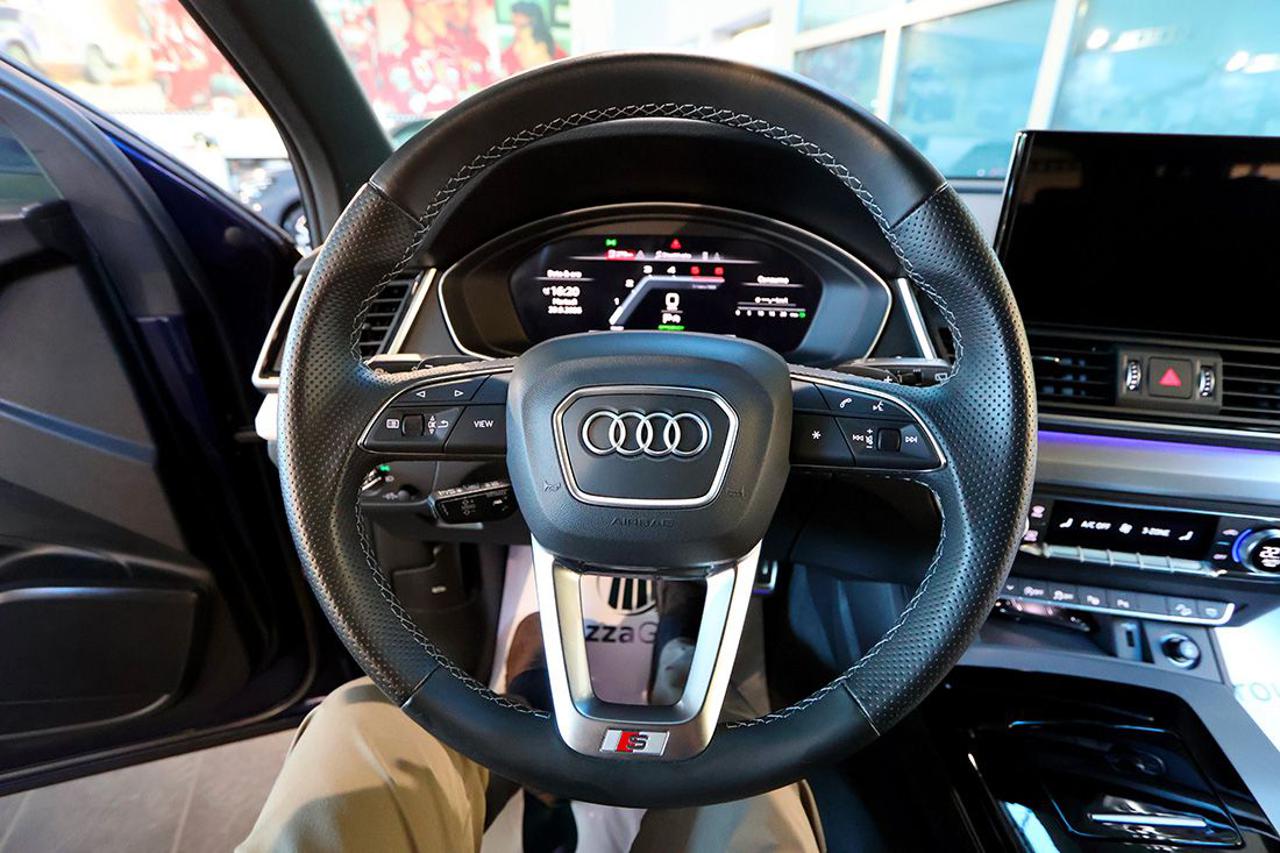 AUDI Q5 40 TDI Quattro S-Tronic S-Line Plus - 21