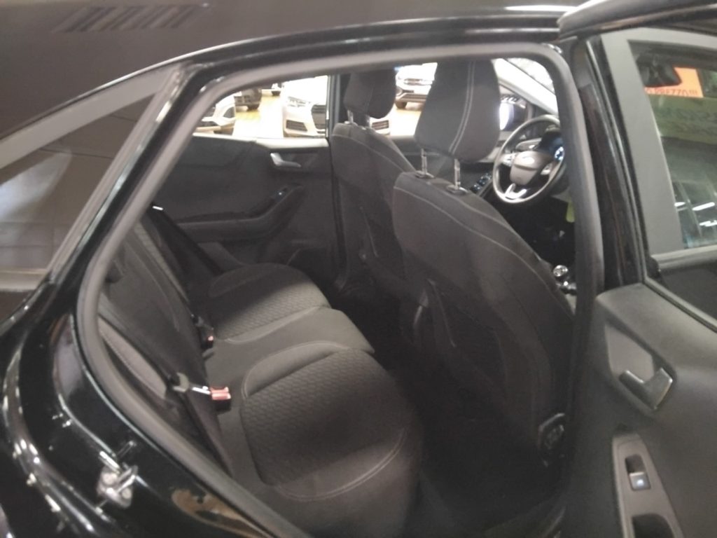 FORD Puma 1.0 EcoBoost Hybrid Titanium C/GRIMALDI SP. DAY - 10