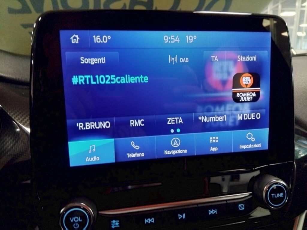 FORD Puma 1.0 EcoBoost Hybrid Titanium C/GRIMALDI SP. DAY - 28