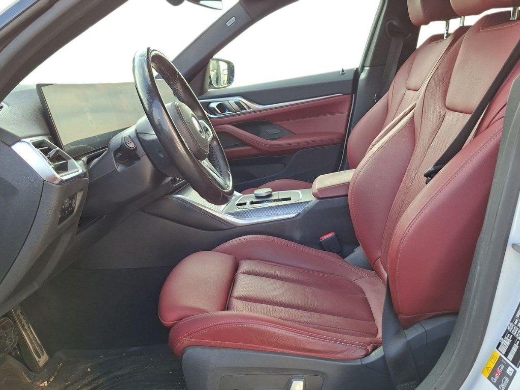 BMW i4 eDrive 40 Msport + Tetto Apr. - 10