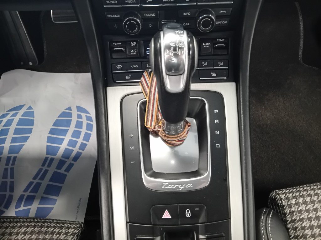 Clicca per ingrandire 911 - TARGA 4S PDK 30 ANNI PORSCHE ITALIA