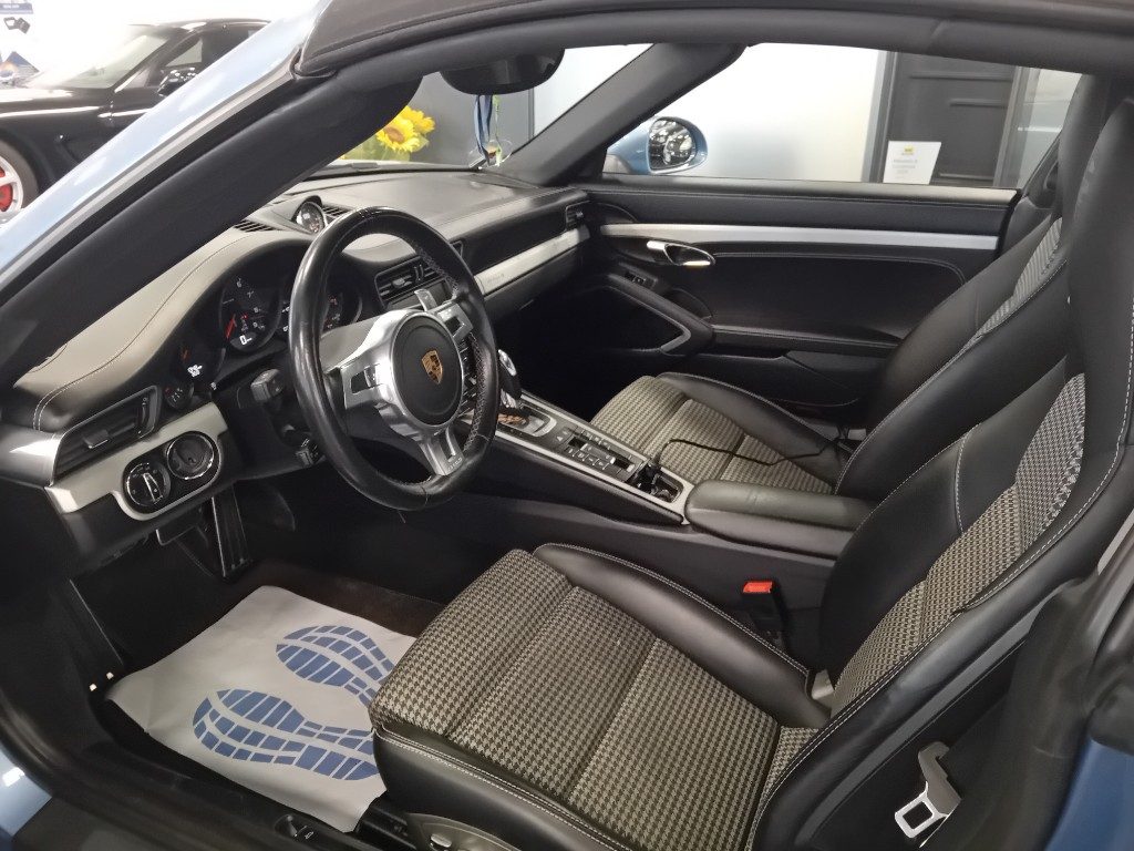 Clicca per ingrandire 911 - TARGA 4S PDK 30 ANNI PORSCHE ITALIA