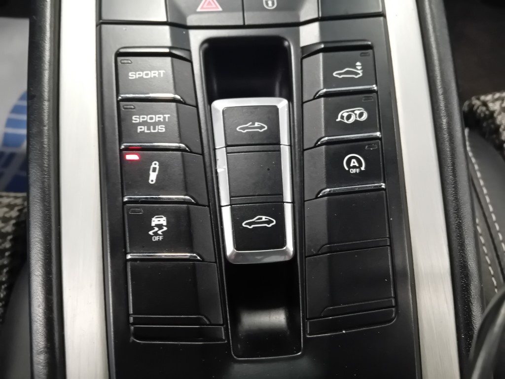 Clicca per ingrandire 911 - TARGA 4S PDK 30 ANNI PORSCHE ITALIA