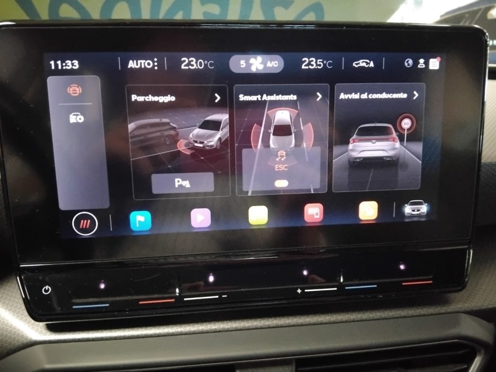 SEAT Leon 1.0 eTSI DSG Business MHEV C/GRIMALDI SPECIAL DAY - 28