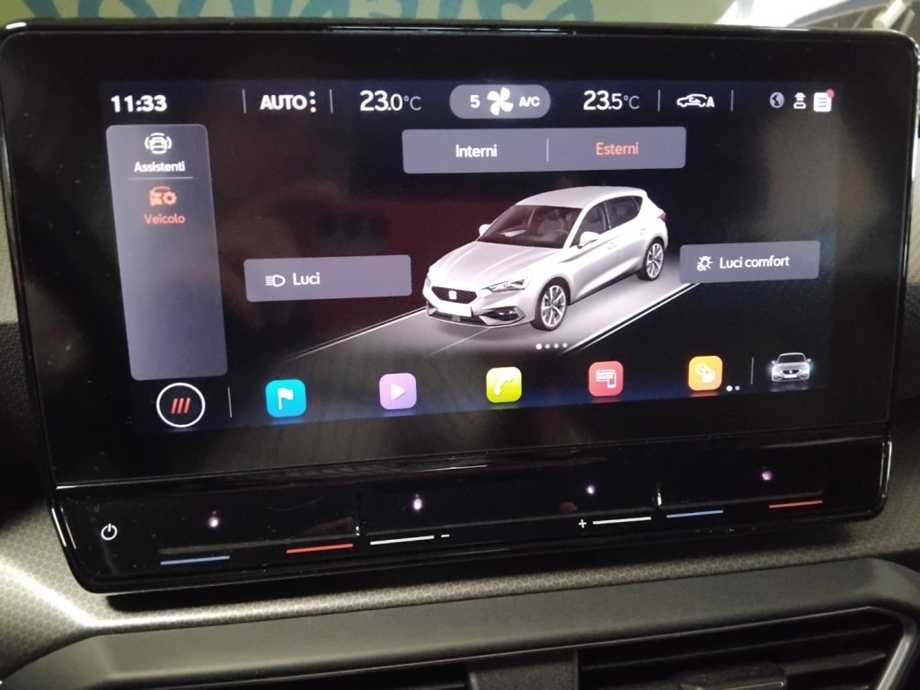 SEAT Leon 1.0 eTSI DSG Business MHEV C/GRIMALDI SPECIAL DAY - 29