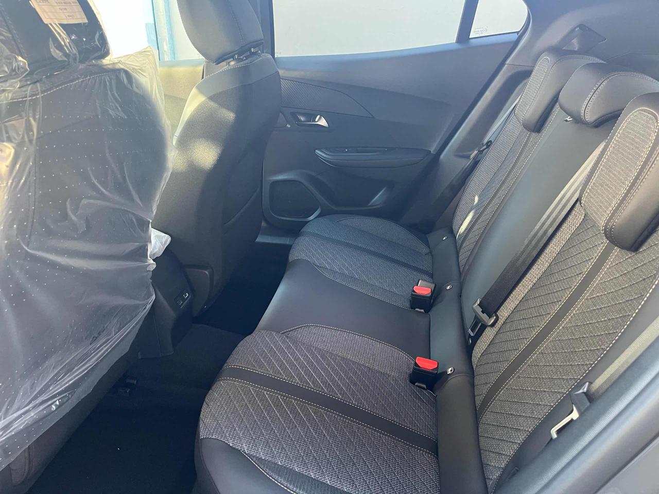 PEUGEOT 2008 ALLURE 1.2 PureTech 100 S&S