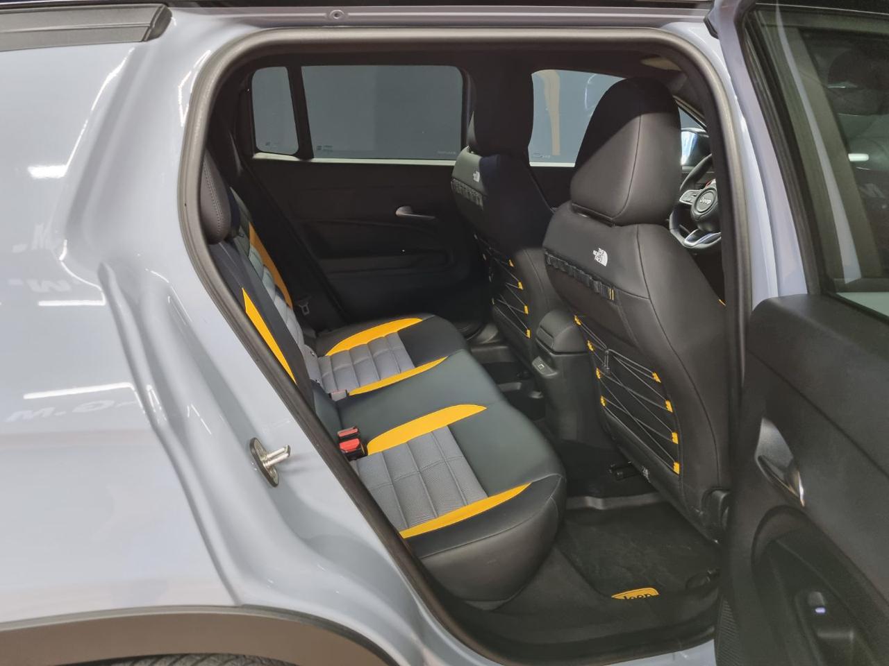 JEEP Avenger 1.2 Turbo 145 CV MHEV 4xe The North Face - 14