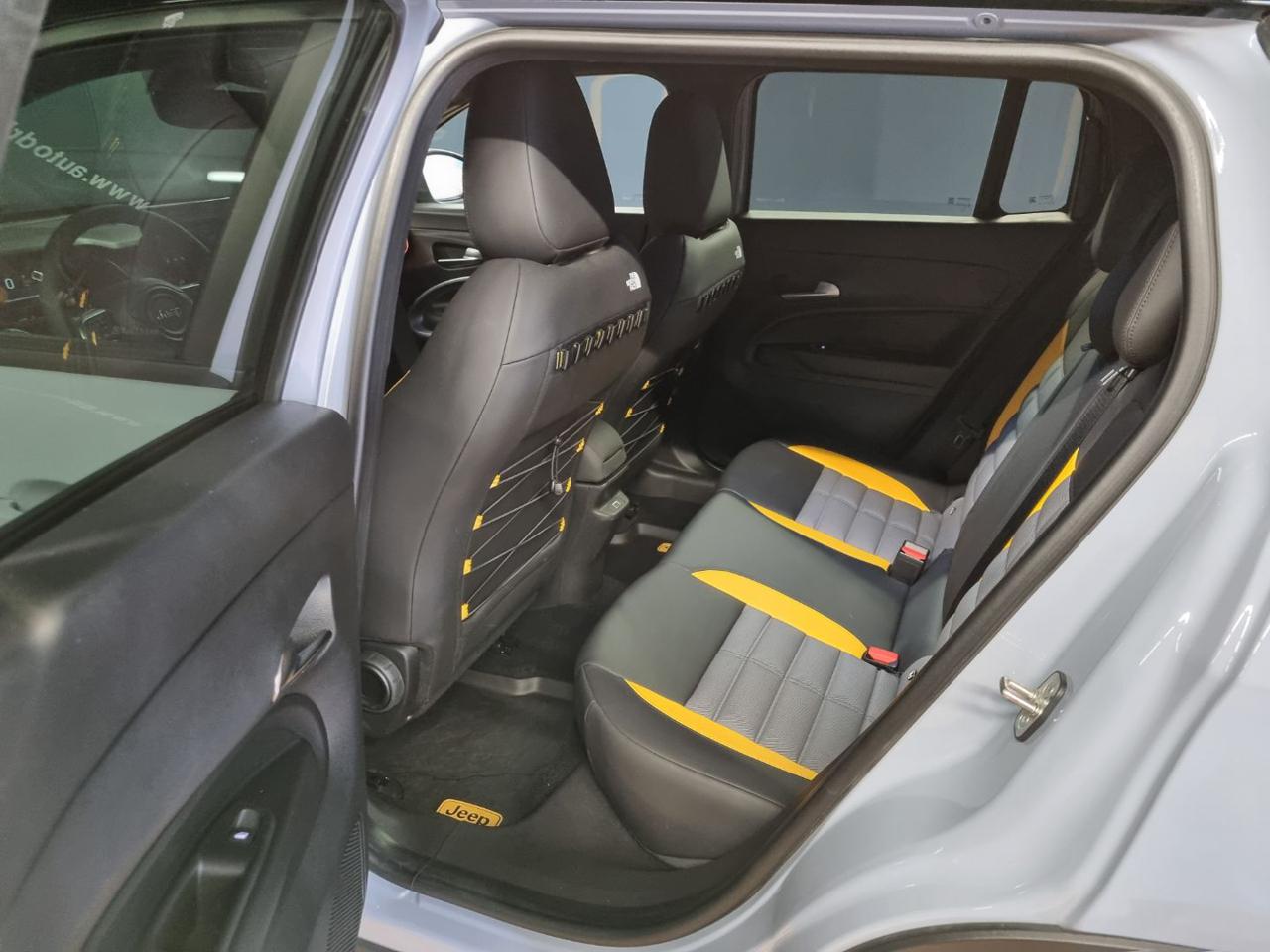 JEEP Avenger 1.2 Turbo 145 CV MHEV 4xe The North Face - 11