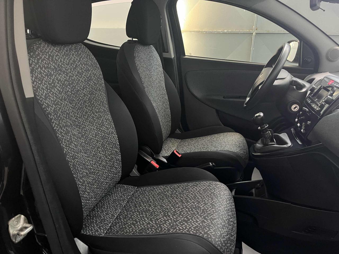 LANCIA Ypsilon 1.0 FireFly HYBRID 70cv S&S Ecochic