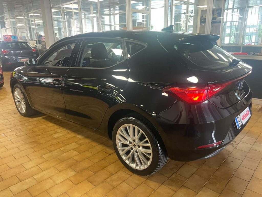 SEAT Leon 1.5 E TSI DSG Business VIDEO LED MHEV 17 - 4
