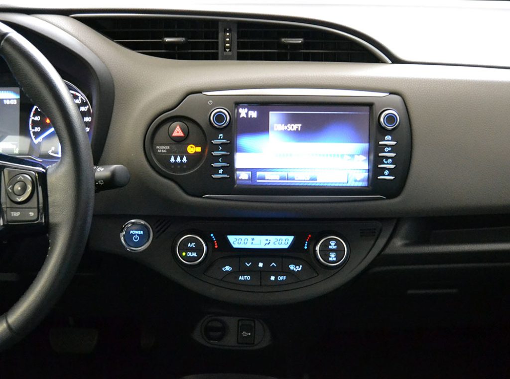 TOYOTA Yaris 1.5 Hybrid 5 porte Ok Neopatentati-Service Toyota* - 6