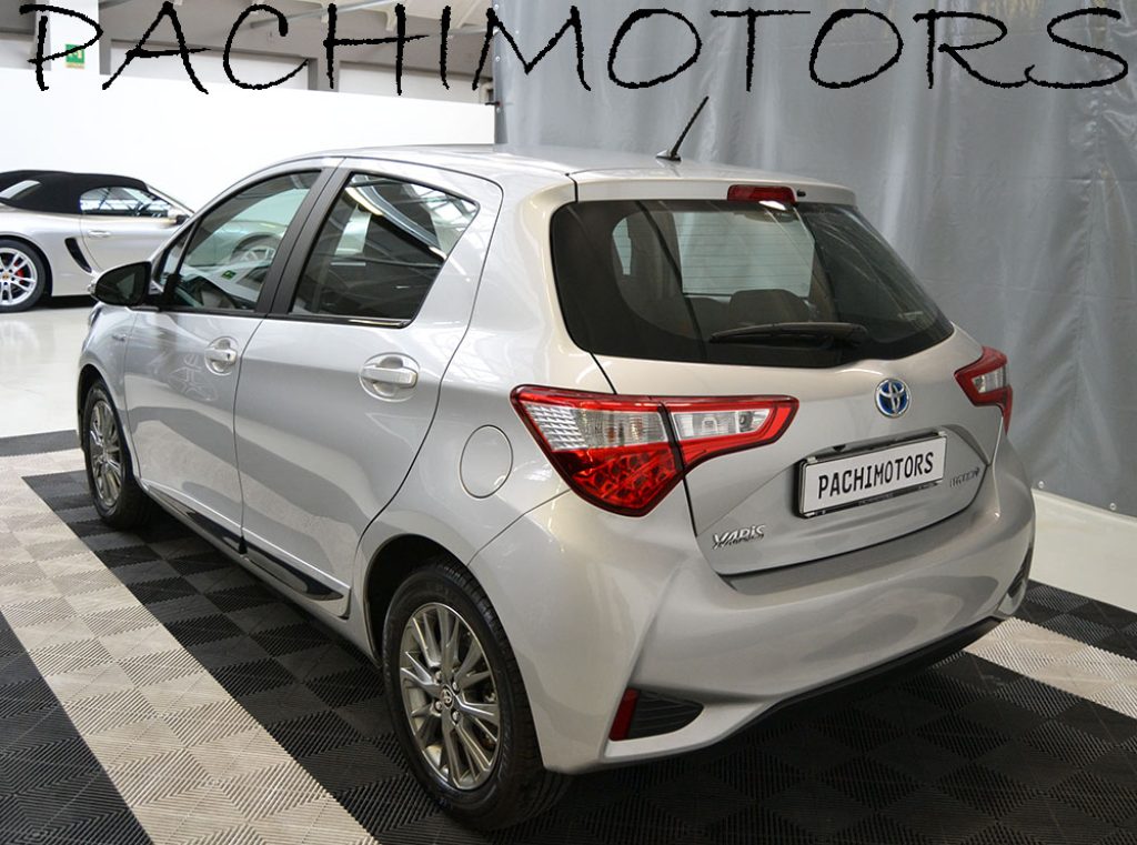 TOYOTA Yaris 1.5 Hybrid 5 porte Ok Neopatentati-Service Toyota* - 16