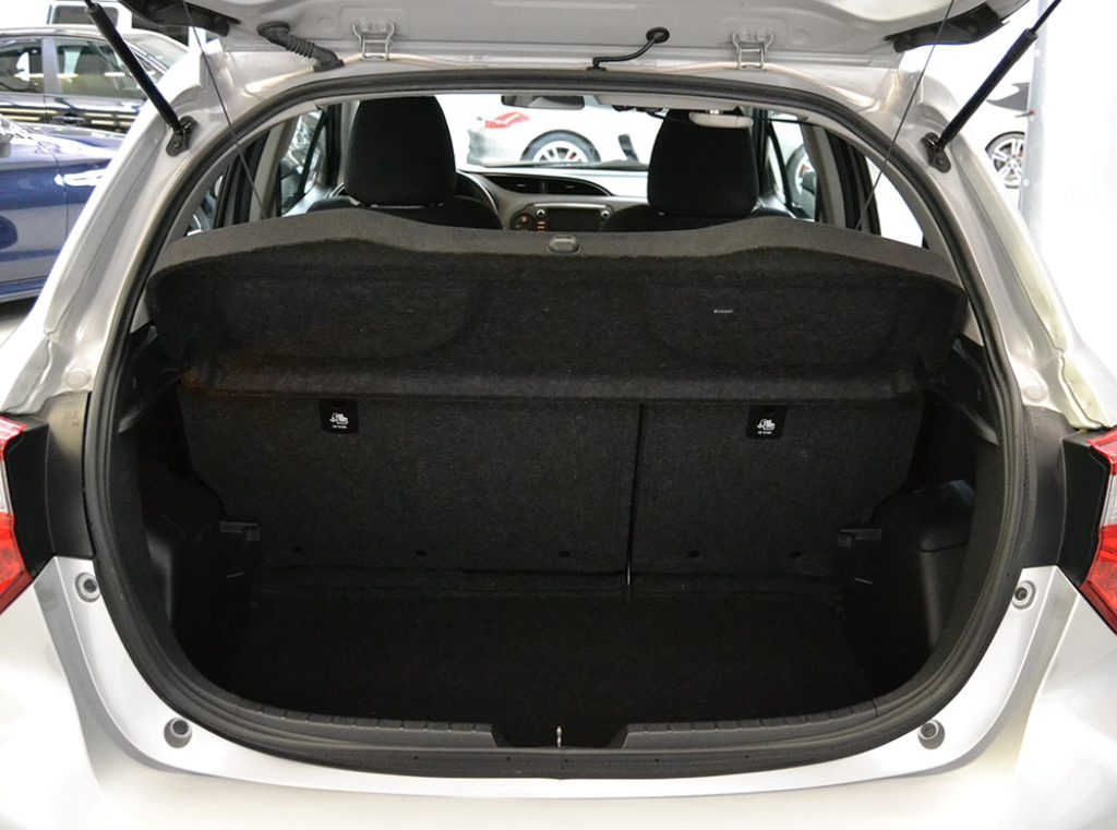 TOYOTA Yaris 1.5 Hybrid 5 porte Ok Neopatentati-Service Toyota* - 11
