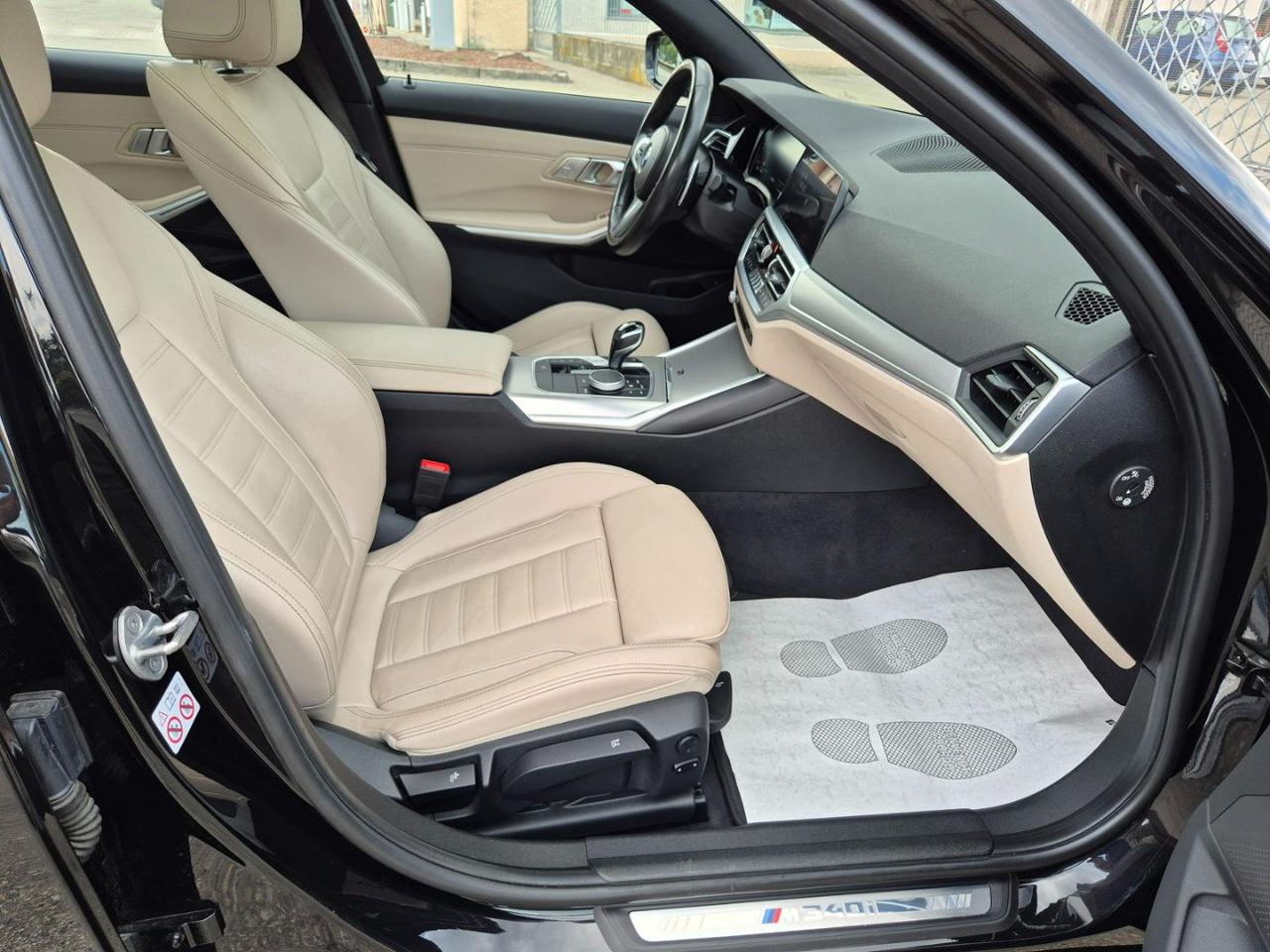 BMW 340 M 340i xDrive Touring - 15