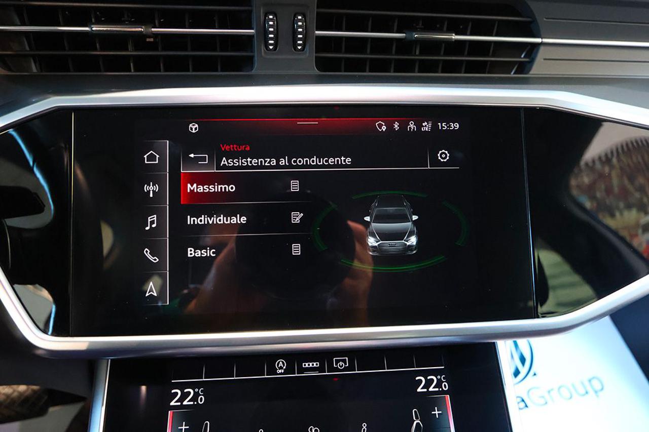 AUDI A6 35 TDI Avant S-Tronic Business - 27