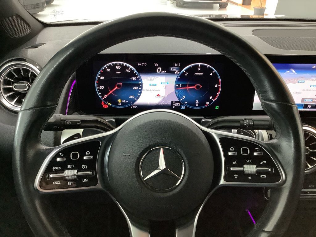 MERCEDES-BENZ GLB 180 d Automatic Sport Plus - 18
