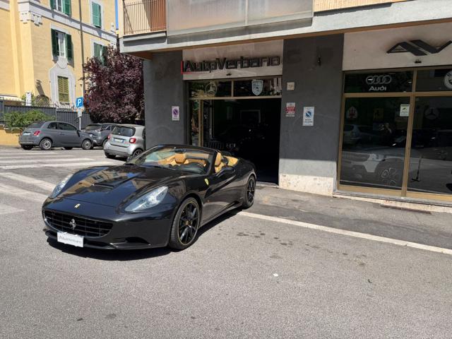 FERRARI California Nero metallizzato