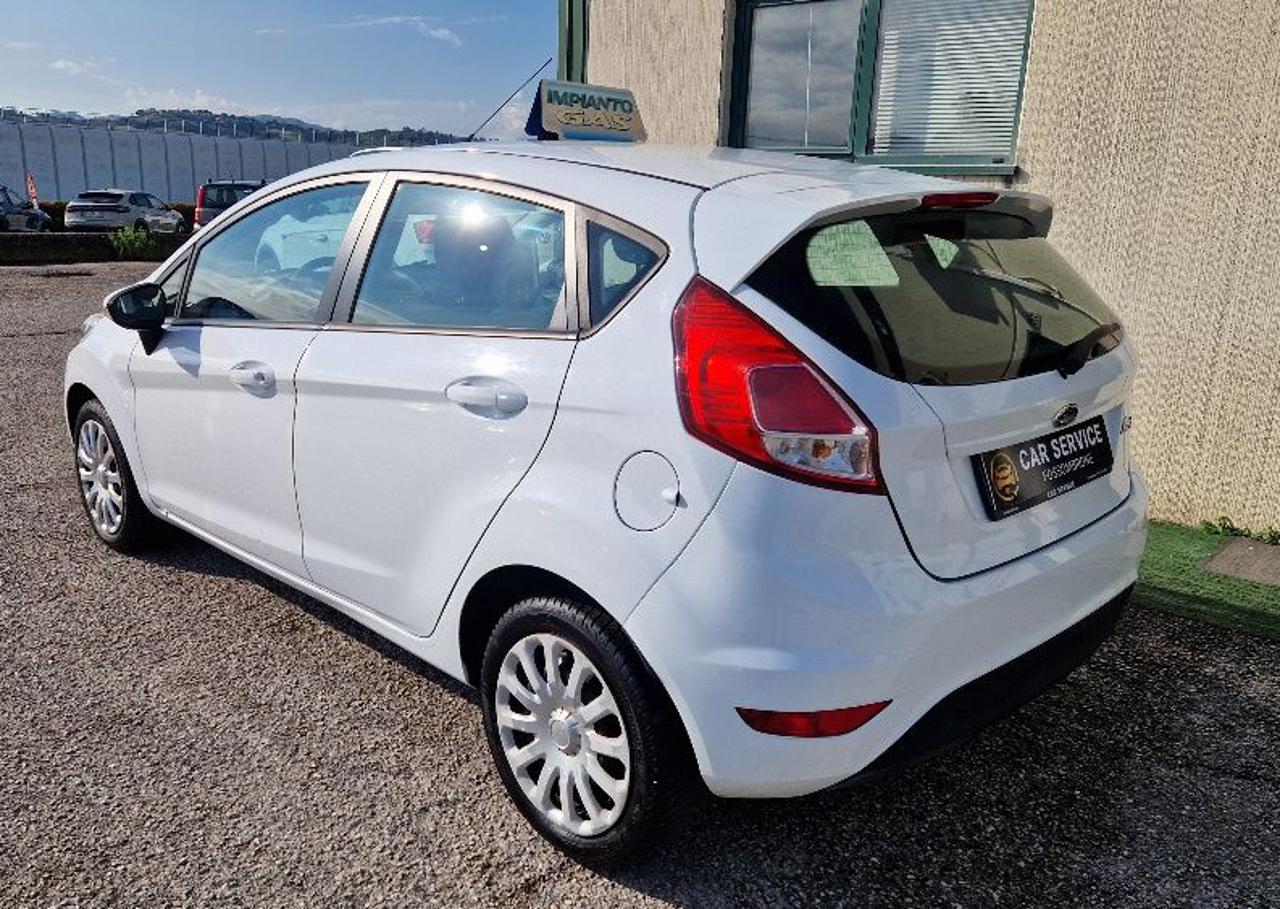 FORD Fiesta 1.4 5 porte Bz.- GPL OK NEOPATENTATI - 2