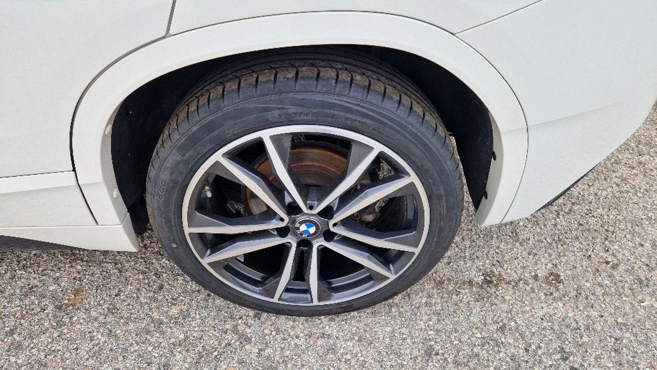 BMW X2 sDrive18d M-sport DTC - 4