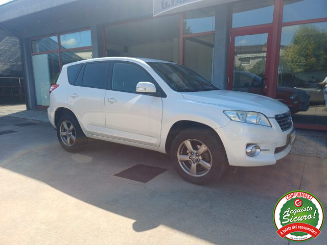 TOYOTA RAV 4 MY23 Bianco metallizzato